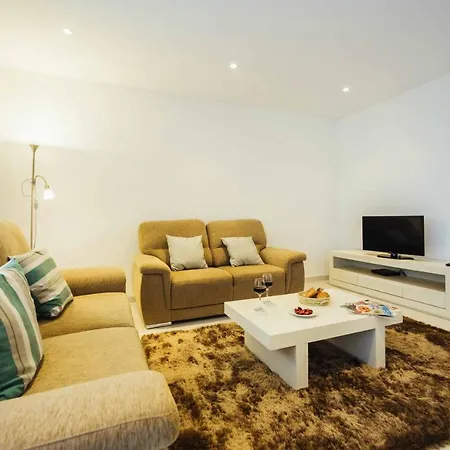 Muralha - By Sch Apartment *