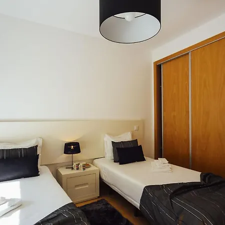 Muralha - By Sch Apartment Nazaré